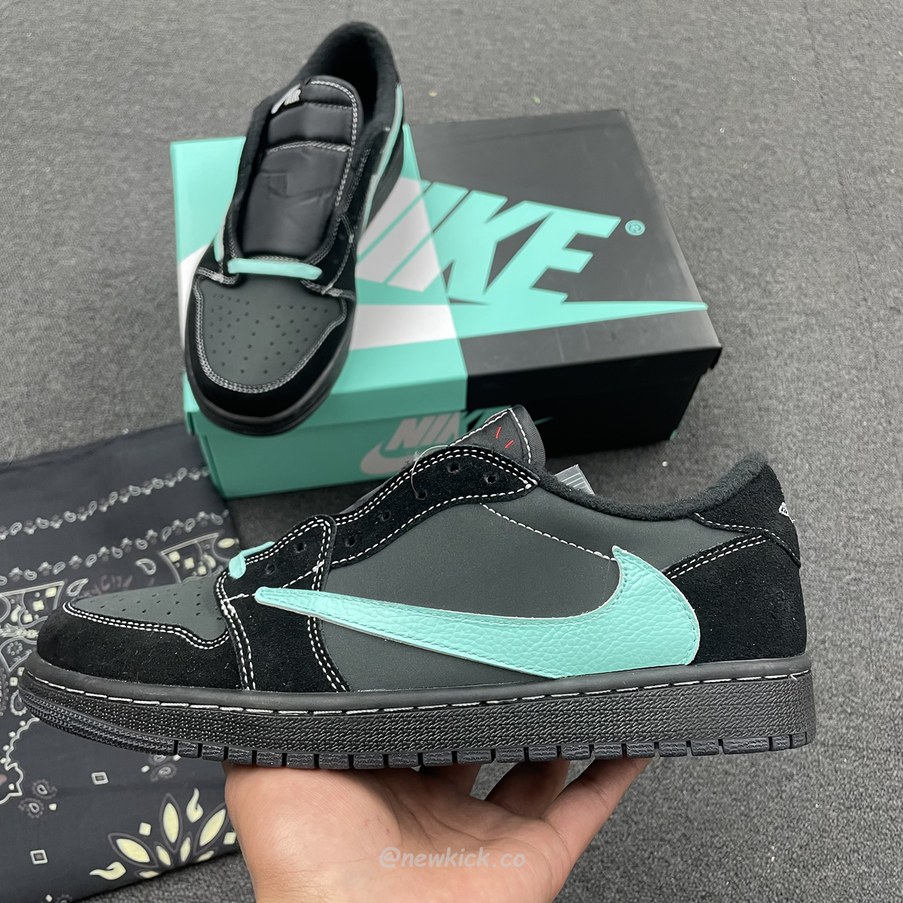 Air Jordan 1 Low Dazzles With Tiffany Cus Travis Dm7866 311 (8) - newkick.cc